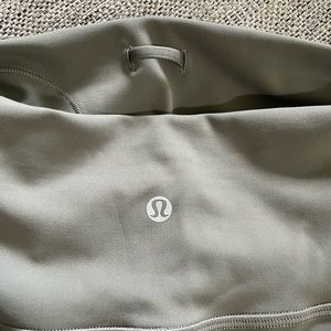 Sage lululemon align bike shorts